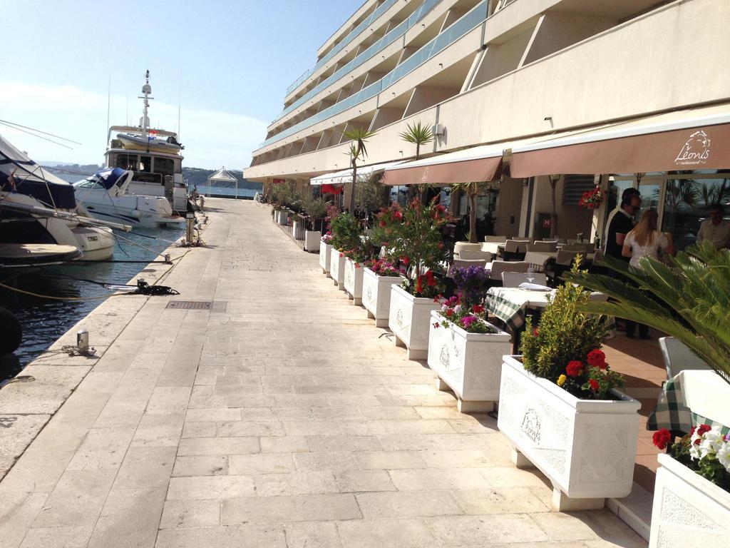 Kristian Apartments Podstrana Exterior foto